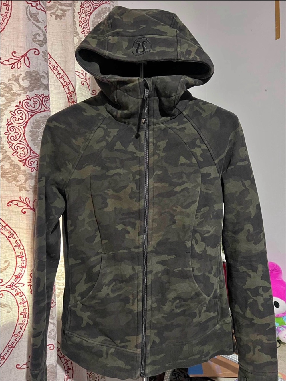 Lululemon Camo Scuba Jacket Size 8